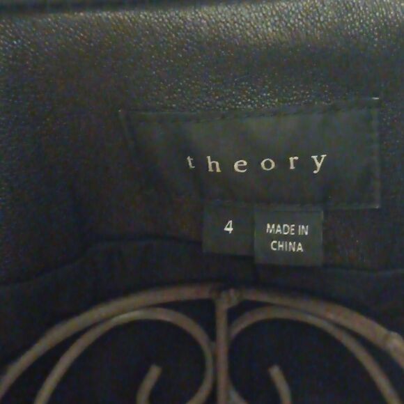 Theory   - Picture 5 of 6